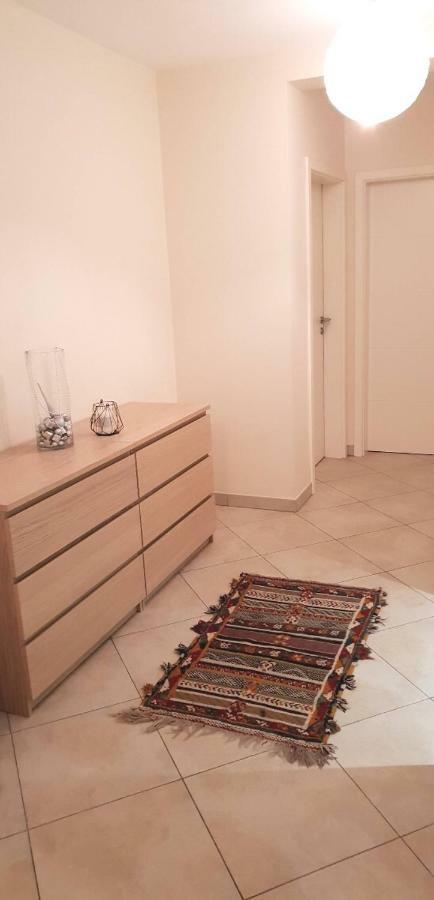 Appartamento Modern 100M2 Flat 2Mn Walking From Train Station In City Center, Free Parking -2A Lussemburgo Esterno foto